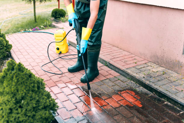 Best Commercial Building Pressure Washing  in , ME